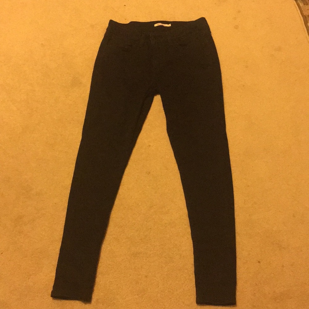 Black skinny jeans